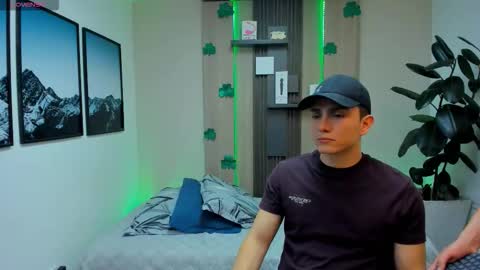 Alan  Kevin can we reach 100 thumbs up please guys  online show from March 2026 07:07:01 PM