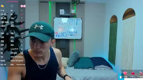 Alan  Kevin can we reach 100 thumbs up please guys  online show from July 2026 07:05:02 PM
