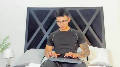 alan_salazar online show from May 2026 05:41:02 PM