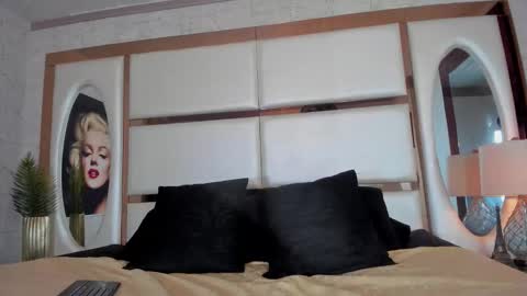 ---Alan--- online show from October 2025 04:21:01 AM