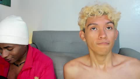 Alan and Criss - WE JUST FRIENDS WITH BENEFITS BOTH VERS online show from December 2024 03:26:01 AM