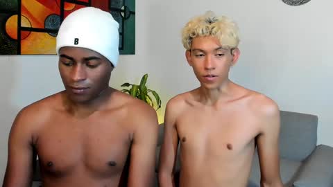 Alan and Criss - WE JUST FRIENDS WITH BENEFITS BOTH VERS online show from December 2024 11:08:01 PM