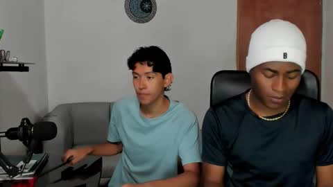 Alan and Criss - WE JUST FRIENDS WITH BENEFITS BOTH VERS online show from February 2026 03:54:02 PM