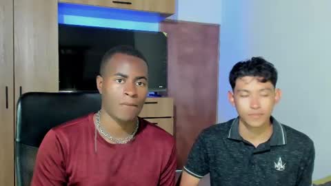 Snapshot of alan_scot chatting on June 2026 12:24:02 AM Alan and Criss - WE JUST FRIENDS WITH BENEFITS BOTH VERS online show from June 2026 12:24:02 AM