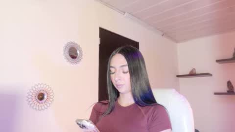 Maeve  online show from December 2025 11:37:02 AM