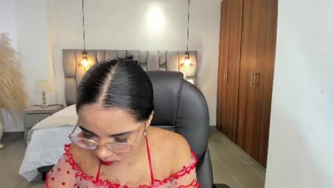 alana  online show from July 2026 06:51:01 PM