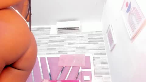 Alana online show from February 2025 06:31:01 PM