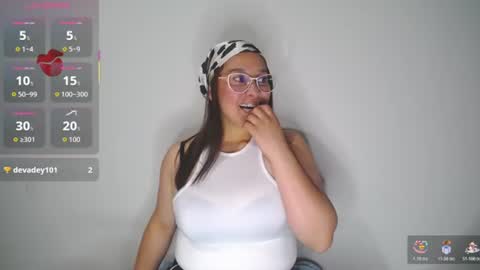 Snapshot of alana_steel_1 chatting on July 2026 08:11:01 PM Alana online show from July 2026 08:11:01 PM