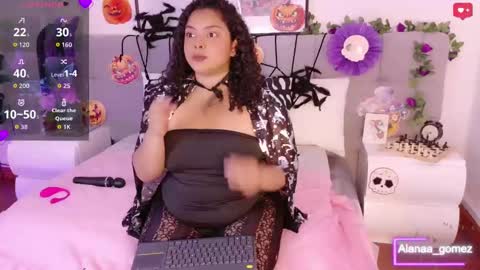 Alanaa  online show from October 2025 04:04:02 PM