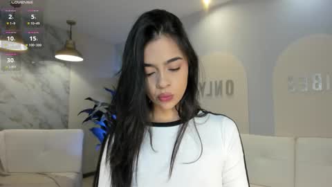 Alana online show from September 2025 12:16:01 PM