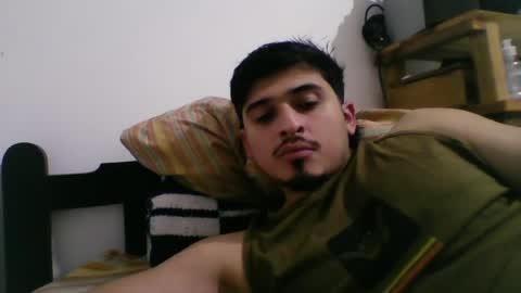 Snapshot of alanargenttt25 chatting on June 2026 06:40:01 AM alanargenttt25 online show from June 2026 06:40:01 AM