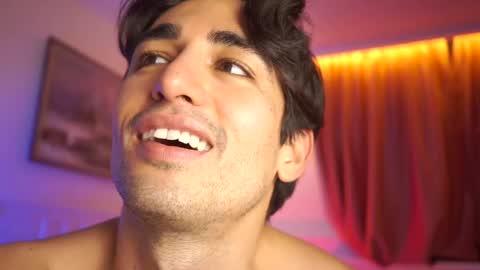 idenavarre online show from December 2024 10:36:02 PM