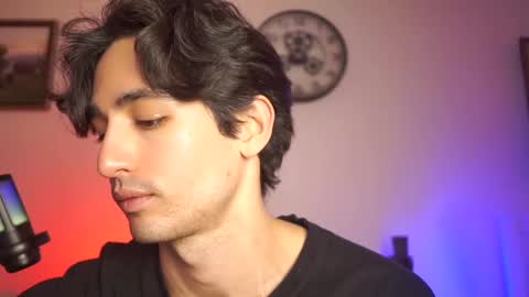 idenavarre online show from January 2025 11:51:01 PM