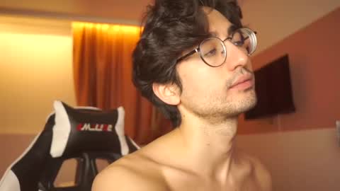 idenavarre online show from February 2025 11:11:01 PM