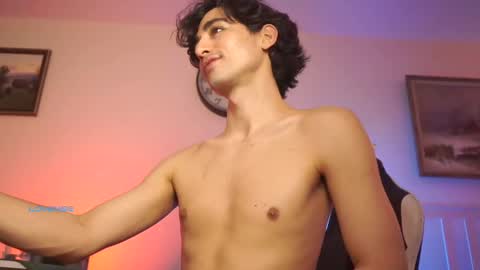 idenavarre online show from February 2025 09:16:02 PM