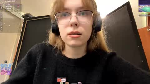 Stella online show from October 2025 01:56:02 PM