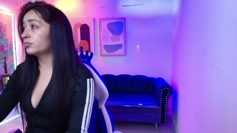 Alanna  online show from April 2026 03:39:02 AM