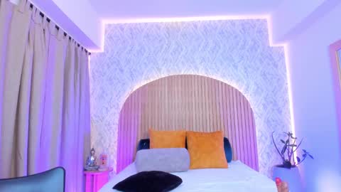 Alanna  online show from March 2025 07:08:02 AM