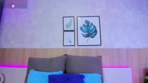 Alanna  online show from September 2025 01:21:01 AM