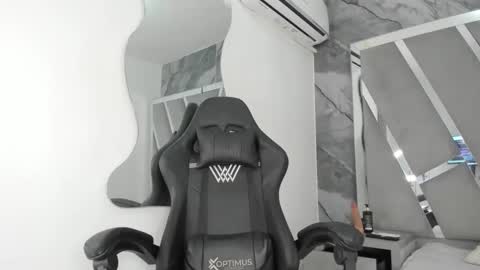 alannaht online show from March 2026 02:11:02 PM