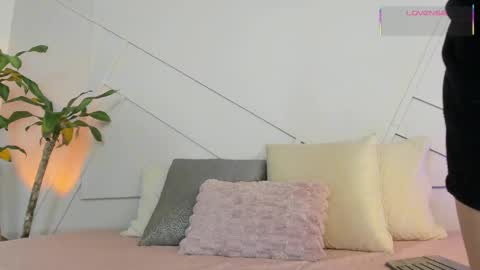 Snapshot of alannarouge chatting on November 2025 03:01:01 PM alannarouge online show from November 2025 03:01:01 PM