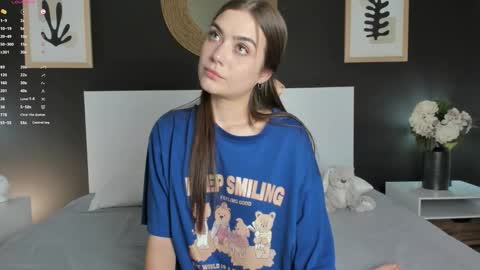 Alanna Cute Russell online show from October 2025 07:47:02 PM