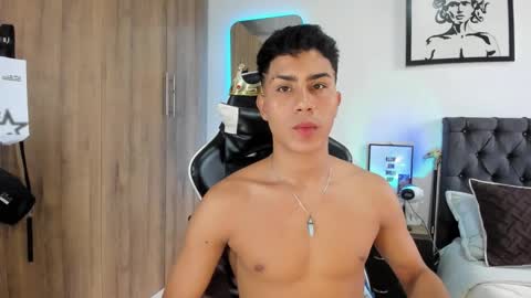 Snapshot of alannaughty_ chatting on February 2026 10:08:02 PM alannaughty_ online show from February 2026 10:08:02 PM