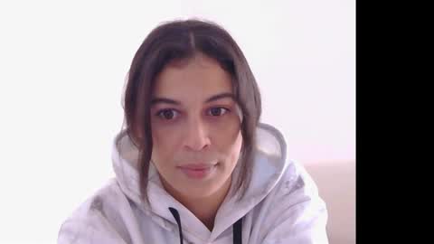 AllylicArabis online show from March 2026 02:01:01 PM
