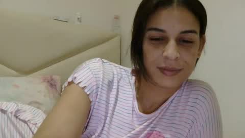 AllylicArabis online show from June 2026 01:08:01 AM