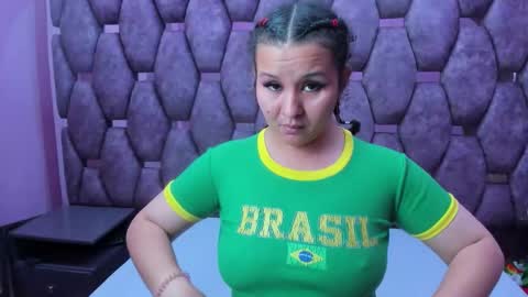 AlaSmith  online show from November 2025 02:34:01 AM