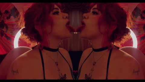 albaandthayron online show from November 2025 12:04:01 PM