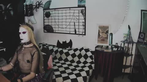 Mistic witch online show from January 2025 02:57:02 AM