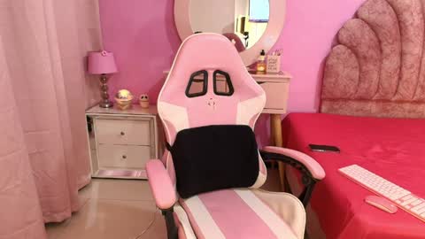 aldana_stone online show from April 2026 02:20:02 AM