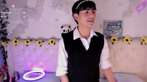 ale_aurarashi online show from February 2026 06:22:01 AM