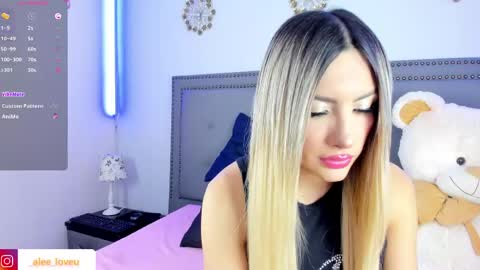 Snapshot of ale_love_ chatting on May 2026 01:57:16 AM ALE LOVE online show from May 2026 01:57:16 AM
