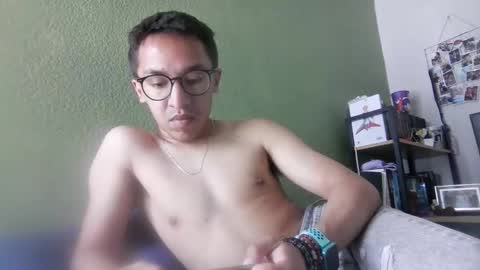 aleexrune online show from April 2026 07:29:02 PM