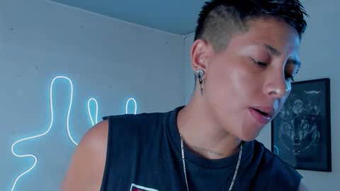 Alejandra online show from November 2025 01:17:02 AM