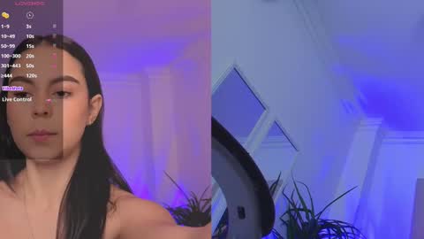 Alejandra online show from October 2025 11:54:02 AM