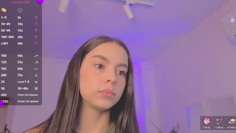 Alejandra online show from April 2026 11:18:02 AM