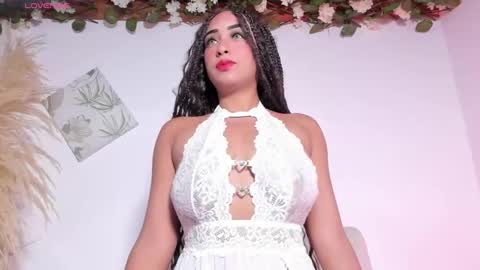 aleja online show from September 2025 01:05:02 AM
