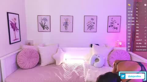 Alejandhra online show from May 2026 02:01:02 PM