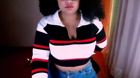 Alejandra  online show from January 2025 01:02:01 AM