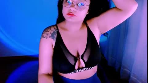 Alejandra  online show from September 2025 11:10:02 PM