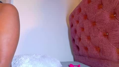 Snapshot of alejandra_dunn1 chatting on May 2026 11:56:01 PM alejandra_dunn1 online show from May 2026 11:56:01 PM