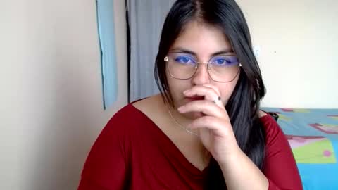 Snapshot of alejandraa_33 chatting on June 2026 12:31:02 PM Alejandra online show from June 2026 12:31:02 PM