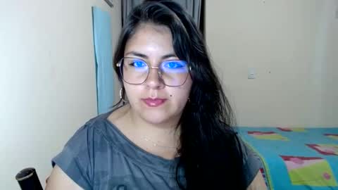 Snapshot of alejandraa_33 chatting on June 2026 09:20:01 AM Alejandra online show from June 2026 09:20:01 AM