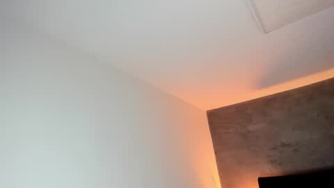 Alejandra online show from December 2025 12:01:02 PM