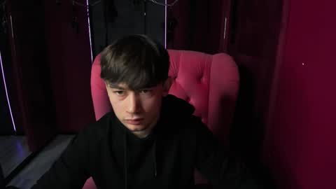 Alejandro online show from November 2025 03:18:02 PM