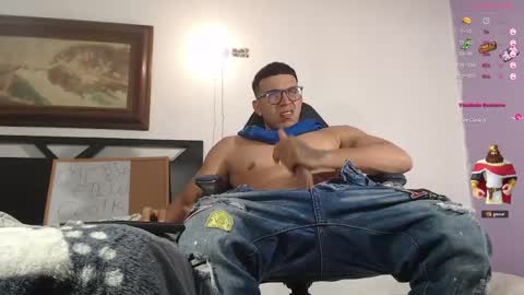 alejandrocock online show from May 2026 10:40:02 PM