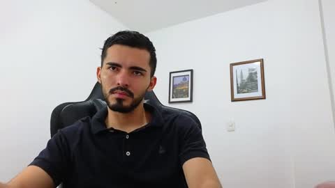 alejandroo_7 online show from December 2024 07:24:02 PM